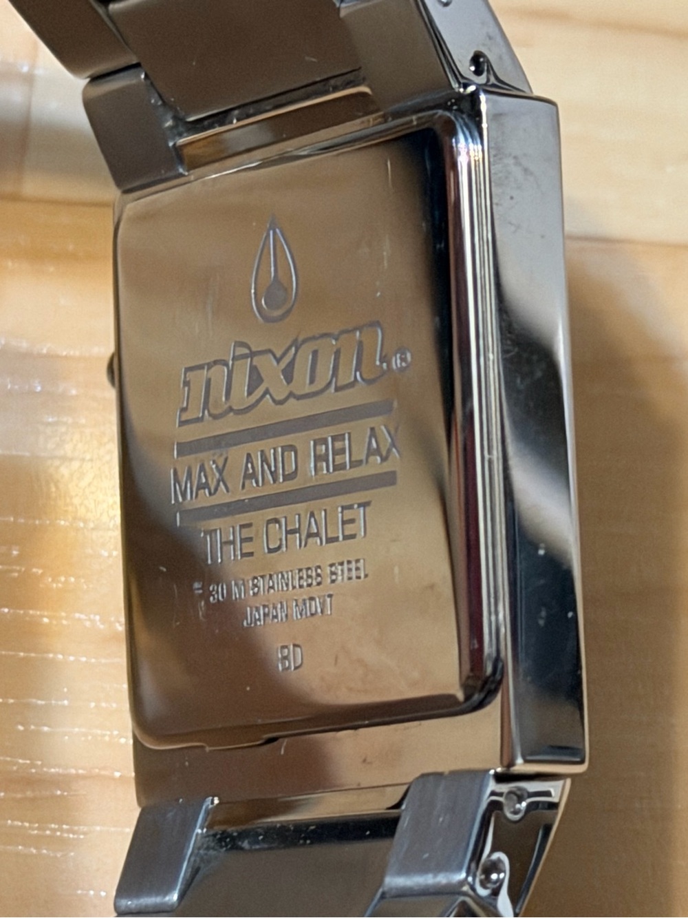 Nixon The Chalet “Max and Relax” Analog Black & Beige Women’s Surf Watch RUNS - Picture 9 of 9